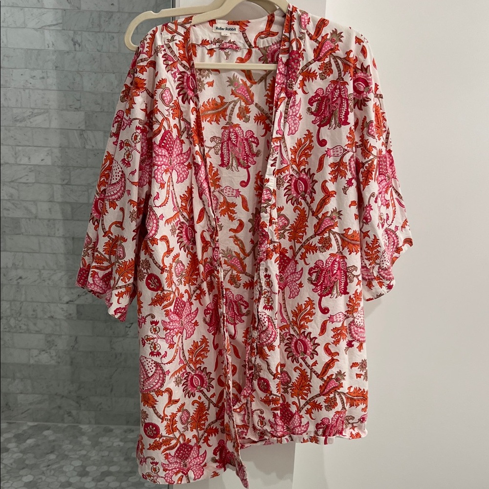 Roller Rabbit White and Orange Patterned short robe